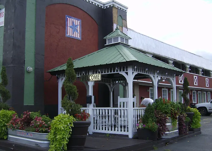 Days Inn & Suites By Wyndham Terre Haute